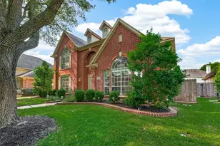 6631 Alicant Dr, Sugar Land, TX 77479 - Photo 5
