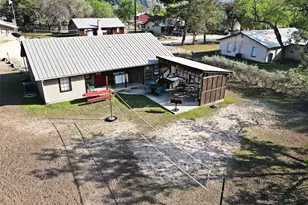 80 Pineview Rd, Concan, TX 78838 - Photo 3