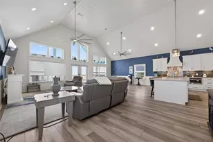 5226 Bayside Dr, Baytown, TX 77523 - Photo 9