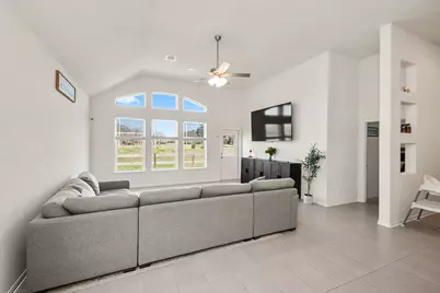 418 Wellshire Drive, West Columbia, UT 77486 - Photo 19