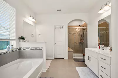 418 Wellshire Drive, West Columbia, TX 77486 - Photo 29