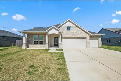 418 Wellshire Drive, West Columbia, TX 77486 - Photo 1