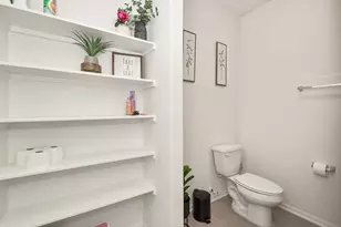 418 Wellshire Dr, West Columbia, UT 77486 - Photo 31