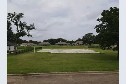 205 Hogan Lane, Hempstead, TX 77445 - Photo 3