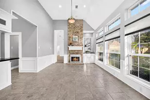 19602 Laurel Park Ln, Houston, TX 77094 - Photo 15