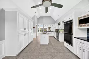 19602 Laurel Park Ln, Houston, TX 77094 - Photo 17