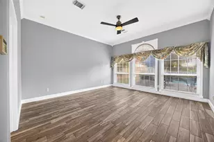 19602 Laurel Park Ln, Houston, TX 77094 - Photo 27