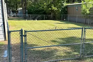 375 Toledo Beach Dr, Hemphill, TX 75948 - Photo 13