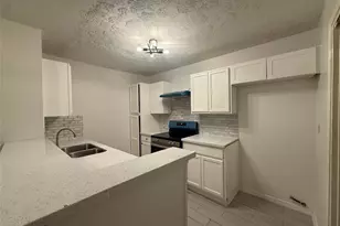 8553 Wilcrest Dr, Houston, TX 77099 - Photo 1