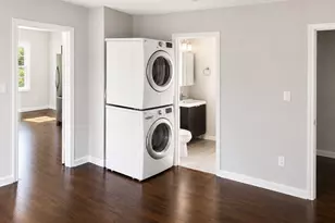 1825 1/2 Santa Rosa St, Houston, TX 77023 - Photo 5