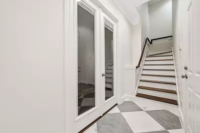 1918 Greenwich Terrace Drive, Houston, TX 77019 - Photo 3