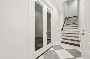 1918 Greenwich Terrace Dr, Houston, TX 77019 - Photo 3