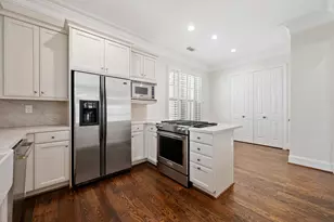 1918 Greenwich Terrace Dr, Houston, TX 77019 - Photo 13