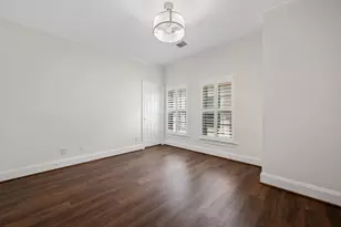 1918 Greenwich Terrace Dr, Houston, TX 77019 - Photo 25