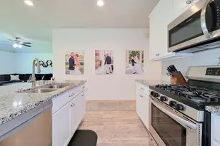 2326 Strong Horse Dr, Conroe, TX 77301 - Photo 11