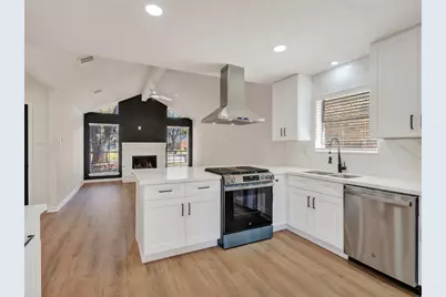 9819 Bent Spur Lane, Houston, TX 77064 - Photo 13