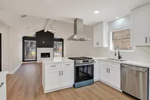 9819 Bent Spur Ln, Houston, TX 77064 - Photo 13