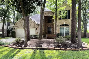 98 W Knightsbridge Dr, The Woodlands, TX 77385 - Photo 1