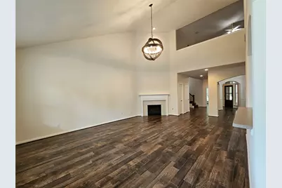 98 W Knightsbridge Drive, The Woodlands, TX 77385 - Photo 5