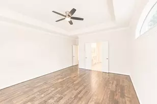 98 W Knightsbridge Dr, The Woodlands, TX 77385 - Photo 17