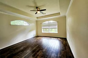 98 W Knightsbridge Dr, The Woodlands, TX 77385 - Photo 15