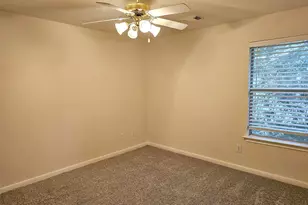 98 W Knightsbridge Dr, The Woodlands, TX 77385 - Photo 25