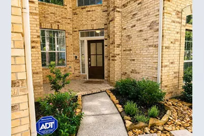 98 W Knightsbridge Drive, The Woodlands, TX 77385 - Photo 3