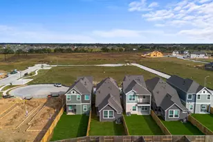 10118 Palm Spgs Pl, Iowa Colony, TX 77578 - Photo 5