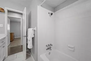 1719 Eastvale Dr, Spring, TX 77386 - Photo 21