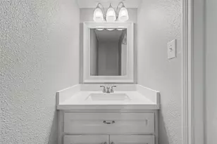 1719 Eastvale Dr, Spring, TX 77386 - Photo 25