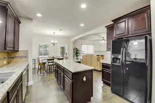 139 S Ridge Park Dr, Magnolia, TX 77354 - Photo 17