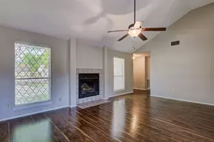 412 Meadowpoint Dr, League City, TX 77573 - Photo 7