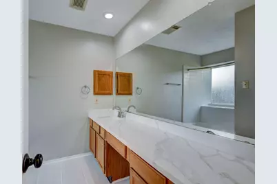 412 Meadowpoint Drive, League City, TX 77573 - Photo 25