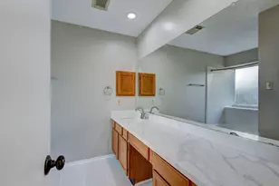 412 Meadowpoint Dr, League City, TX 77573 - Photo 25