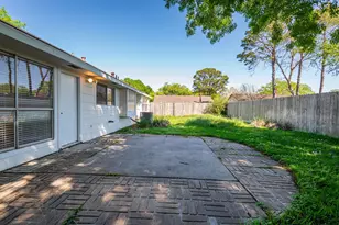 412 Meadowpoint Dr, League City, TX 77573 - Photo 29