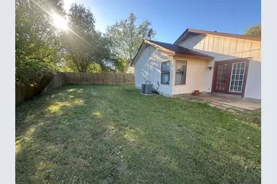 903 Greenbriar Loop, Round Rock, TX 78664 - Photo 17