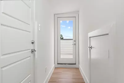 4718 Thornton Views  Rd, Houston, TX 77018 - Photo 37