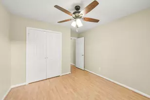 1748 Hazelwood St, Conroe, TX 77301 - Photo 29