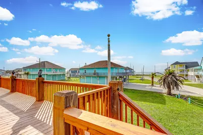 972 Hamilton Drive, Crystal Beach, TX 77650 - Photo 35