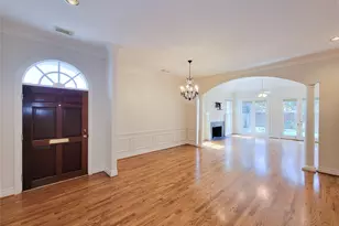 2211 Augusta Dr, Houston, TX 77057 - Photo 7