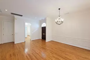 2211 Augusta Dr, Houston, TX 77057 - Photo 11