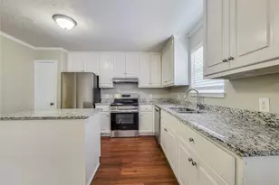 16393 Many Trees Ln, Conroe, TX 77302 - Photo 7