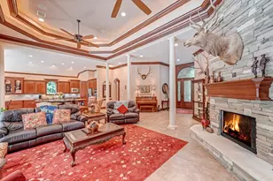3 Quinn's Cabin Ct, Conroe, TX 77304 - Photo 11