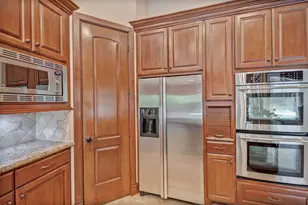 3 Quinn's Cabin Ct, Conroe, TX 77304 - Photo 17
