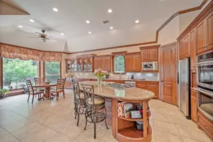 3 Quinn's Cabin Ct, Conroe, TX 77304 - Photo 19