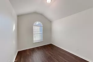 2204 Perkins Crossing Dr, Conroe, TX 77304 - Photo 15