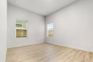 9711 Cargill St, Houston, TX 77029 - Photo 9