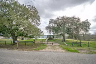 2801 County Rd 444, Angleton, TX 77515 - Photo 37