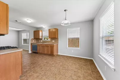 4918 Grasilla Drive, Houston, TX 77045 - Photo 7