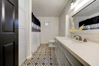 2002 Vermont Street, Baytown, TX 77520 - Photo 19